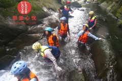 戀愛心悅男女婚友配對溯溪活動01